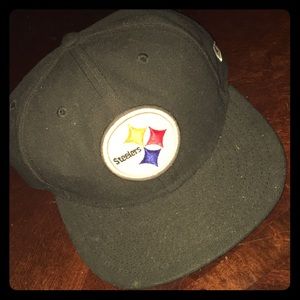 7 1/4 fitted Steelers hat
